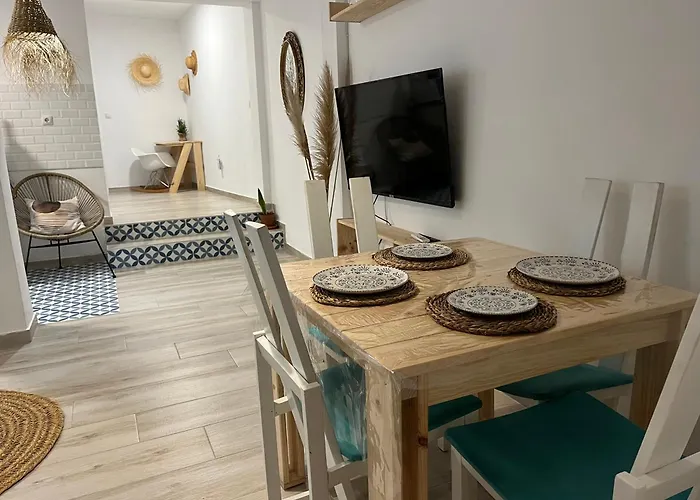 Alzira Bonita Apartamento B Con Patio, La Casella