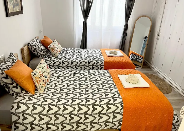 Alzira Bonita Apartamento B Con Patio, La Casella