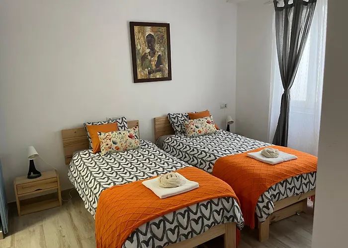 Alzira Bonita Apartamento B Con Patio, La Casella