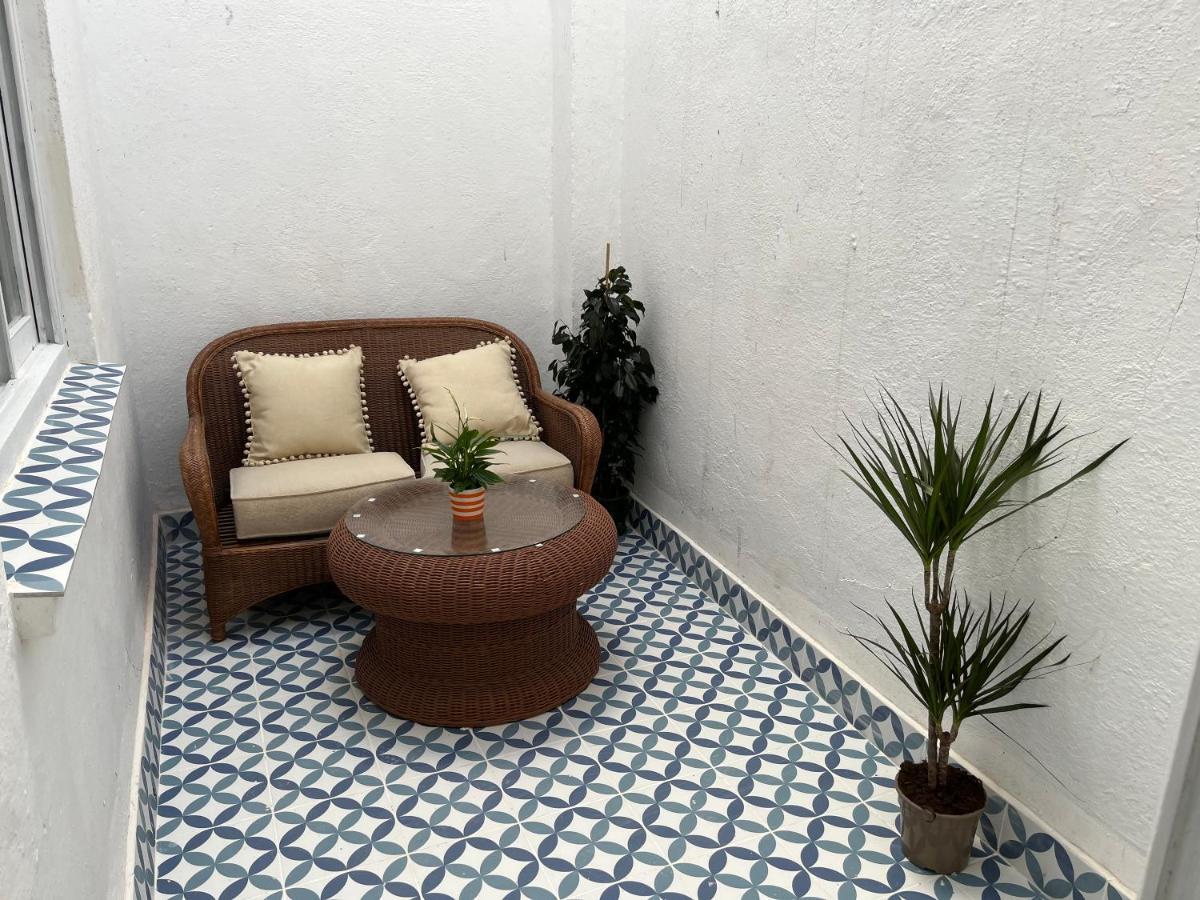Bonita B Con Patio, La Casella * Alzira